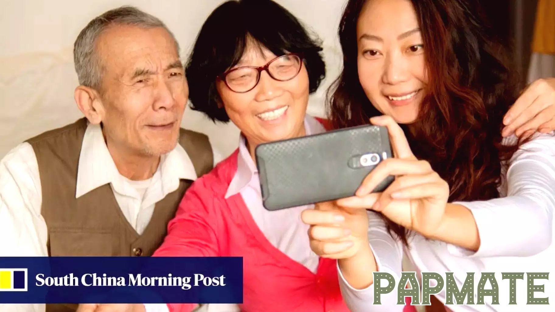 China ‘parenting parents’ trend sees youth teach adults skills like taking selfies